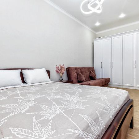 Business Class Residential Complex Expo Boulevard Astana Bagian luar foto
