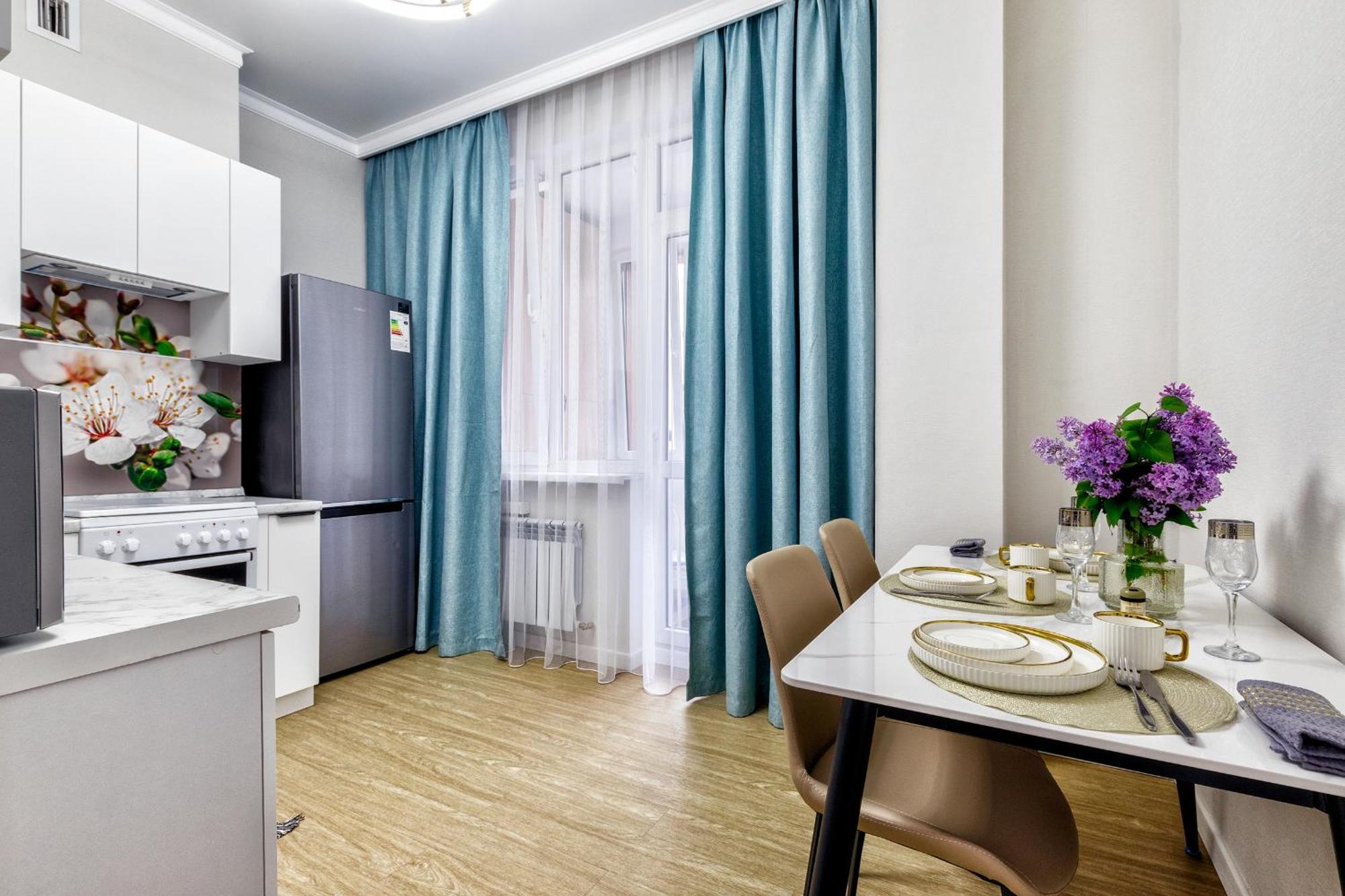 Business Class Residential Complex Expo Boulevard Astana Bagian luar foto