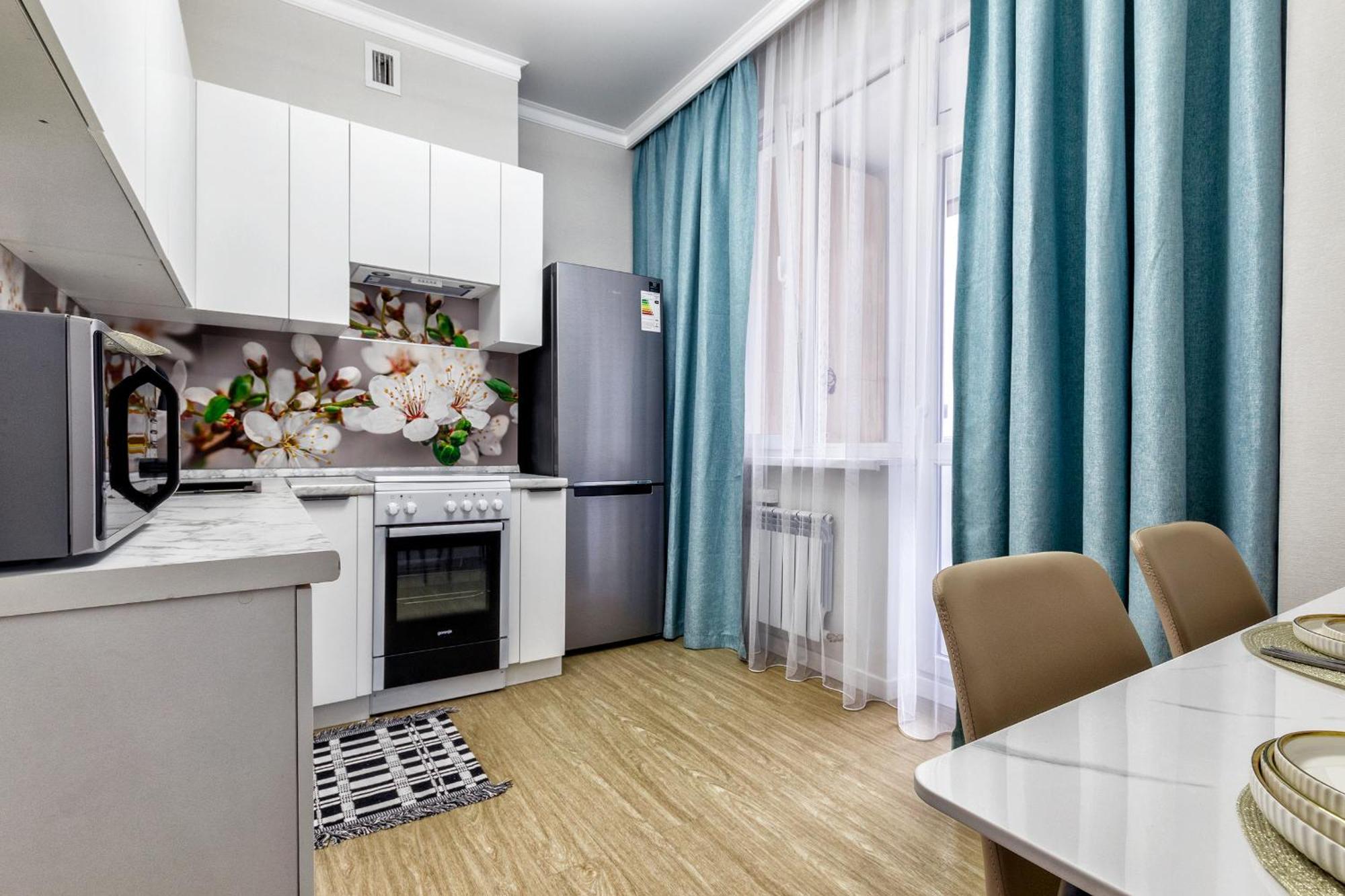 Business Class Residential Complex Expo Boulevard Astana Bagian luar foto