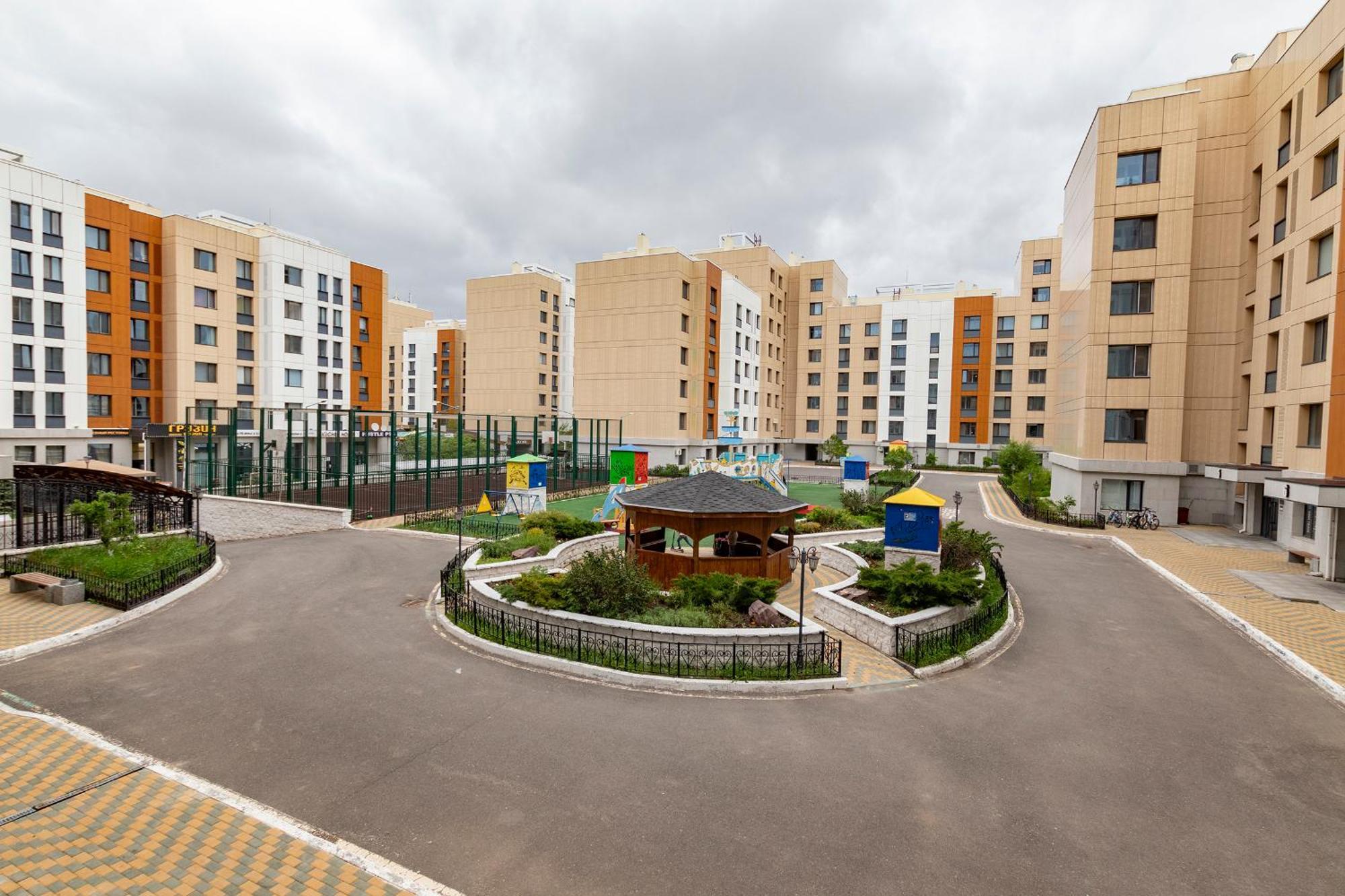 Business Class Residential Complex Expo Boulevard Astana Bagian luar foto